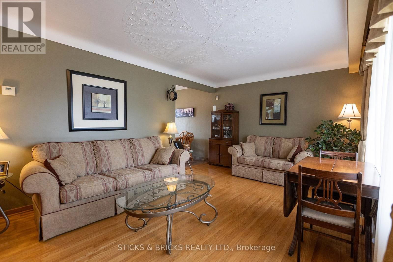 6690 MARGARET STREET Image 7