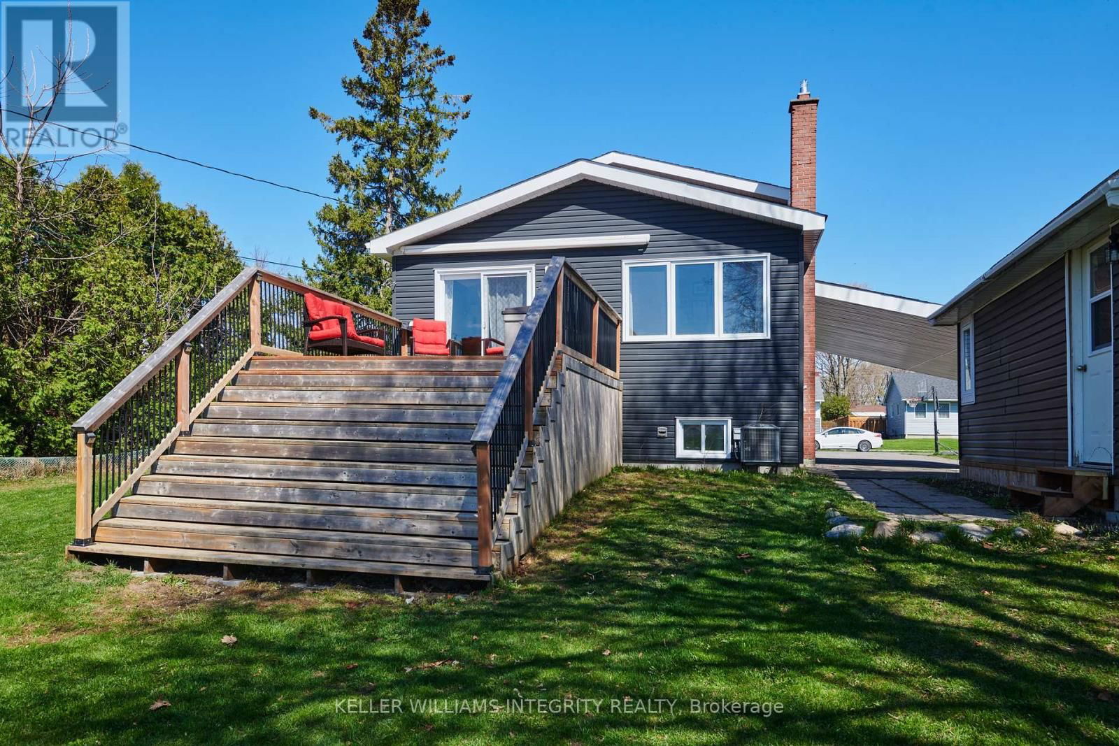 38 ST LAWRENCE STREET Image 31