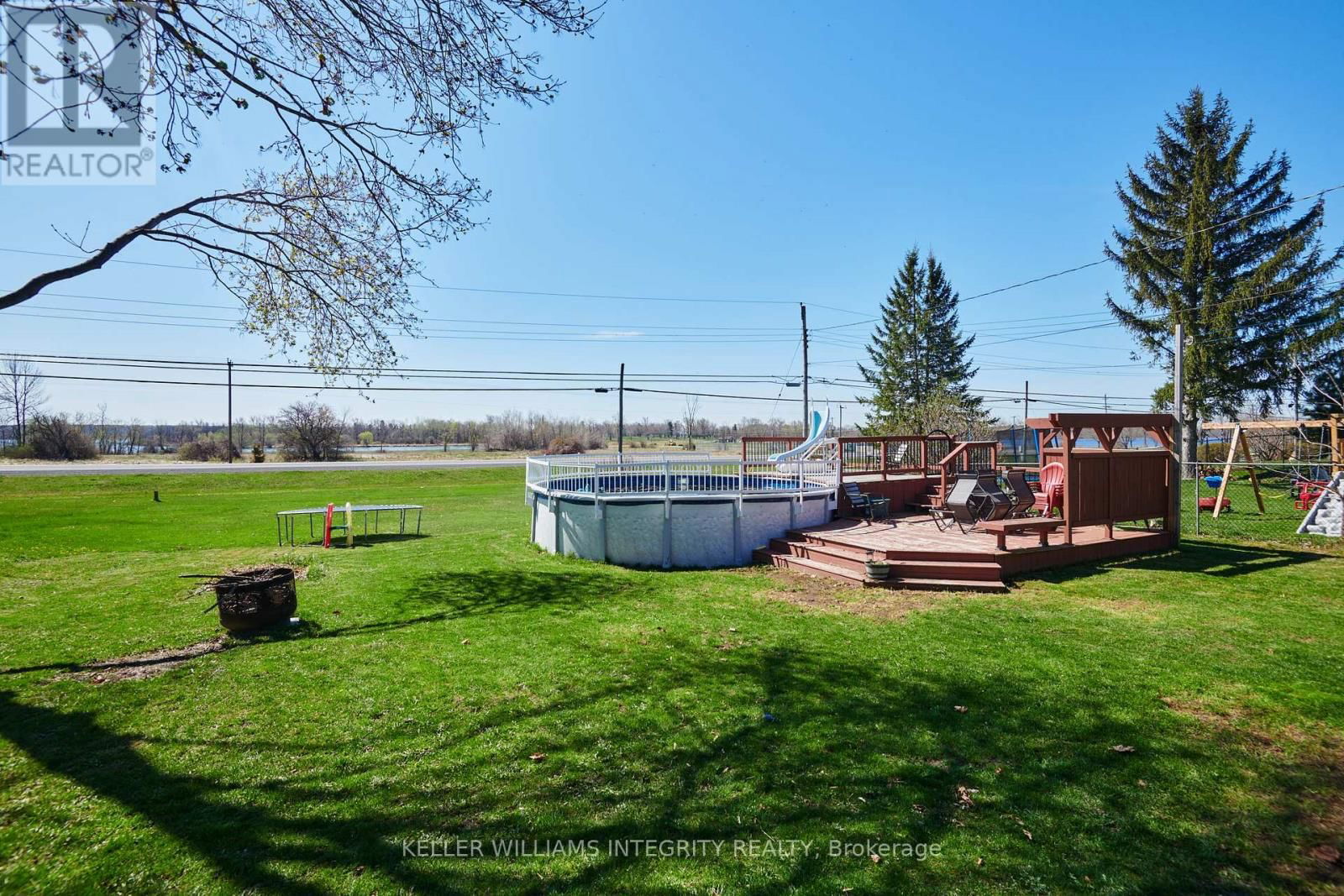 38 ST LAWRENCE STREET Image 32