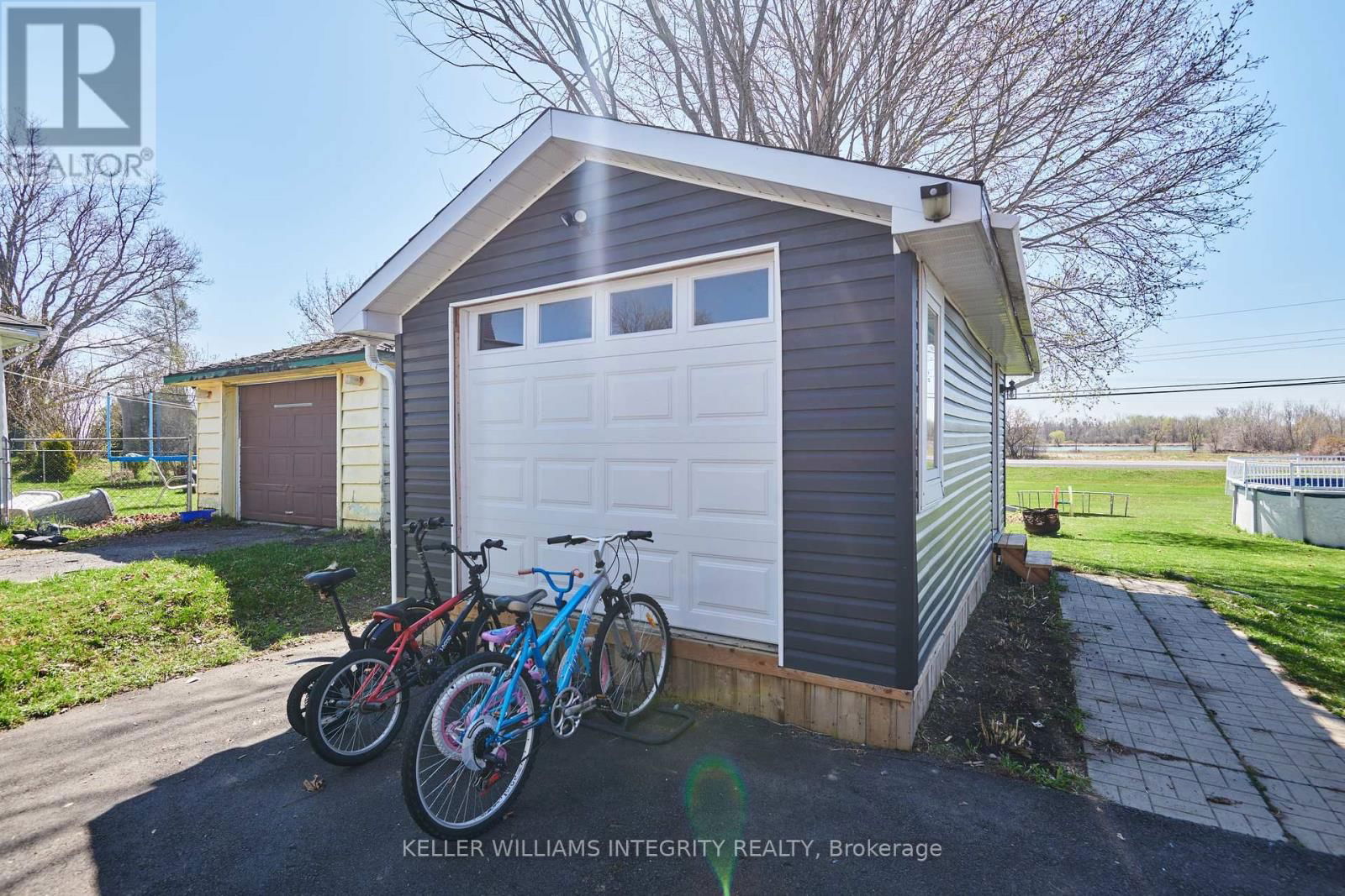 38 ST LAWRENCE STREET Image 34