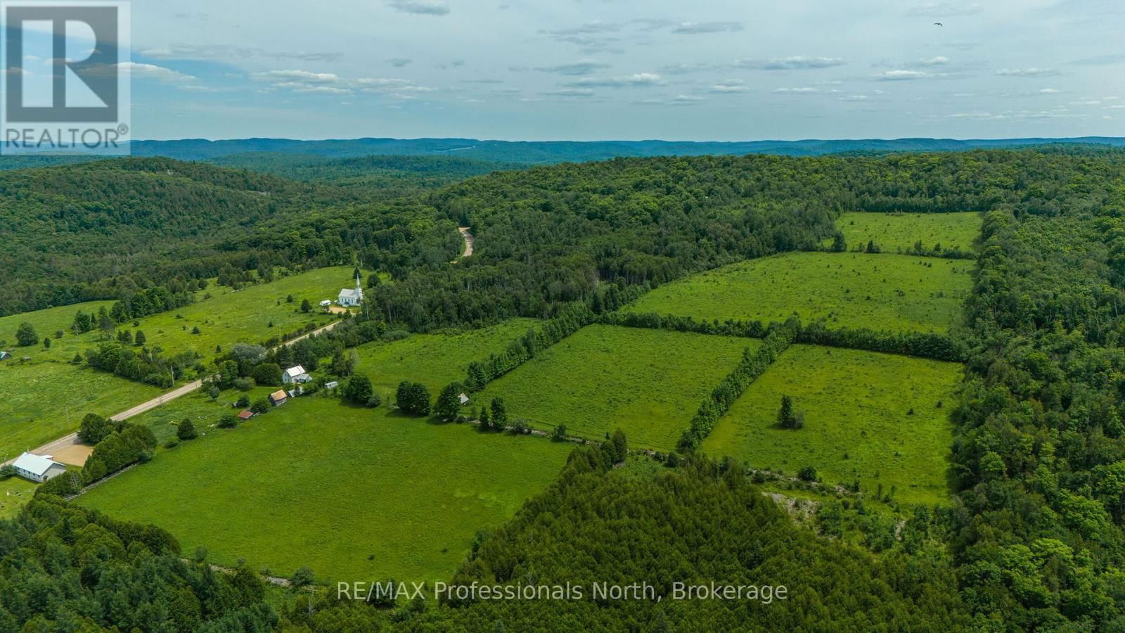 817 SCHUTT ROAD Image 1