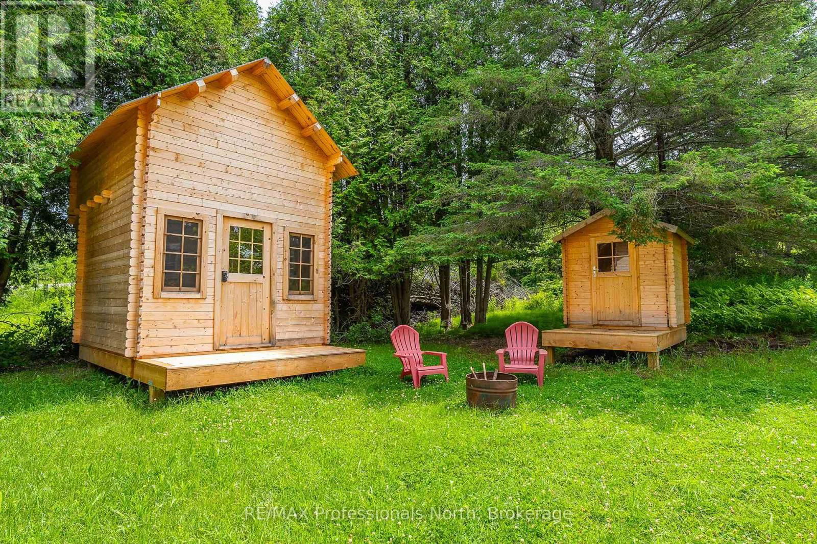 817 SCHUTT ROAD Image 10
