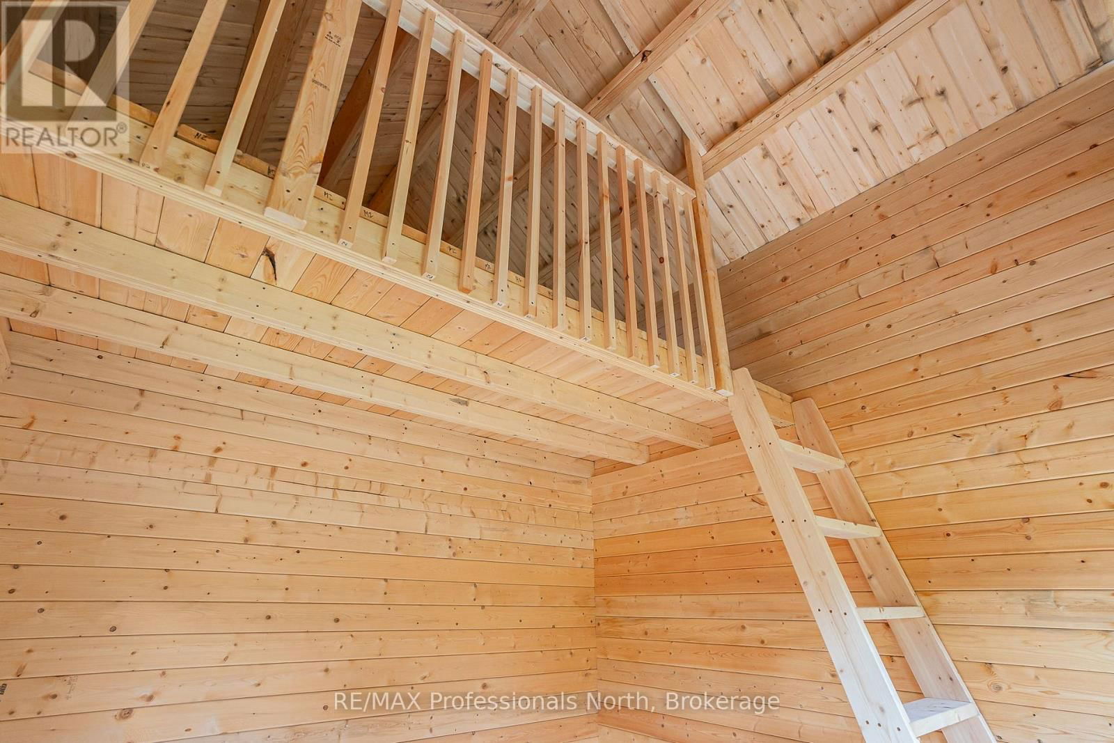 817 SCHUTT ROAD Image 11