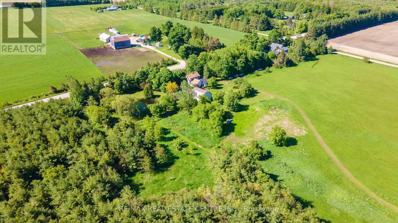 384323 20 SIDEROAD Image 4