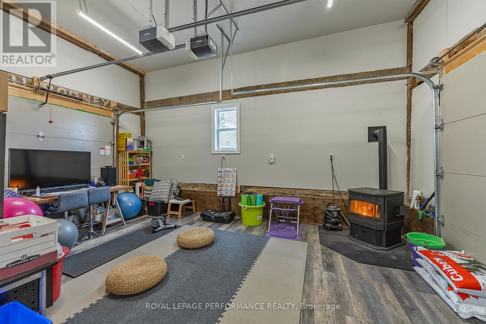 363 HUFFMAN ROAD Image 24
