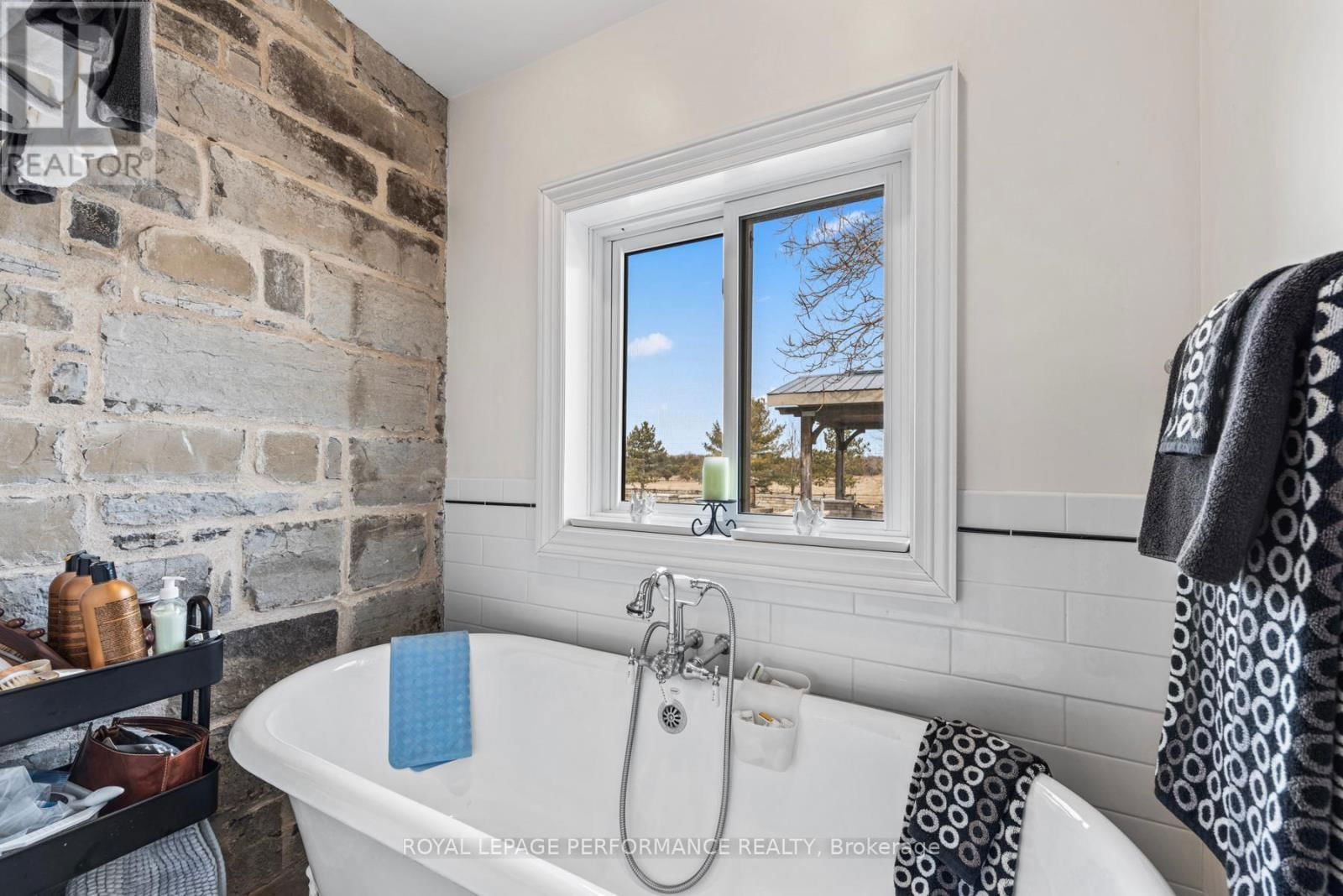 363 HUFFMAN ROAD Image 33