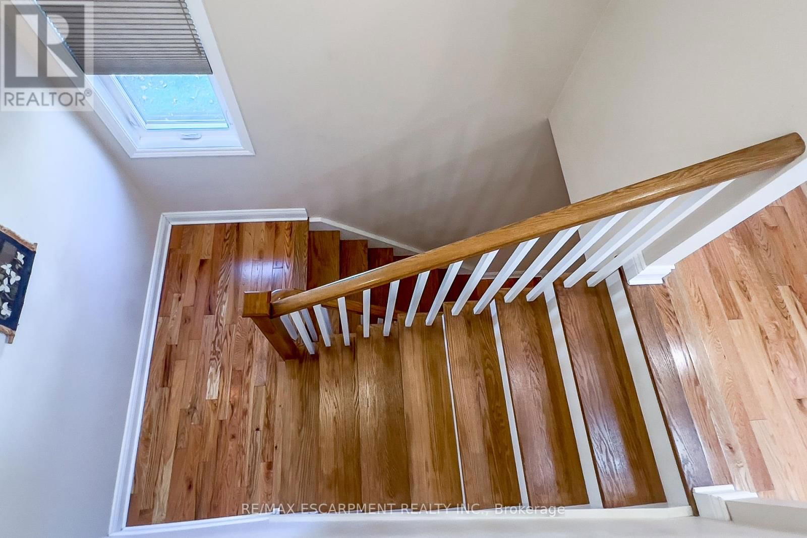 72 LAKESIDE DRIVE Image 27