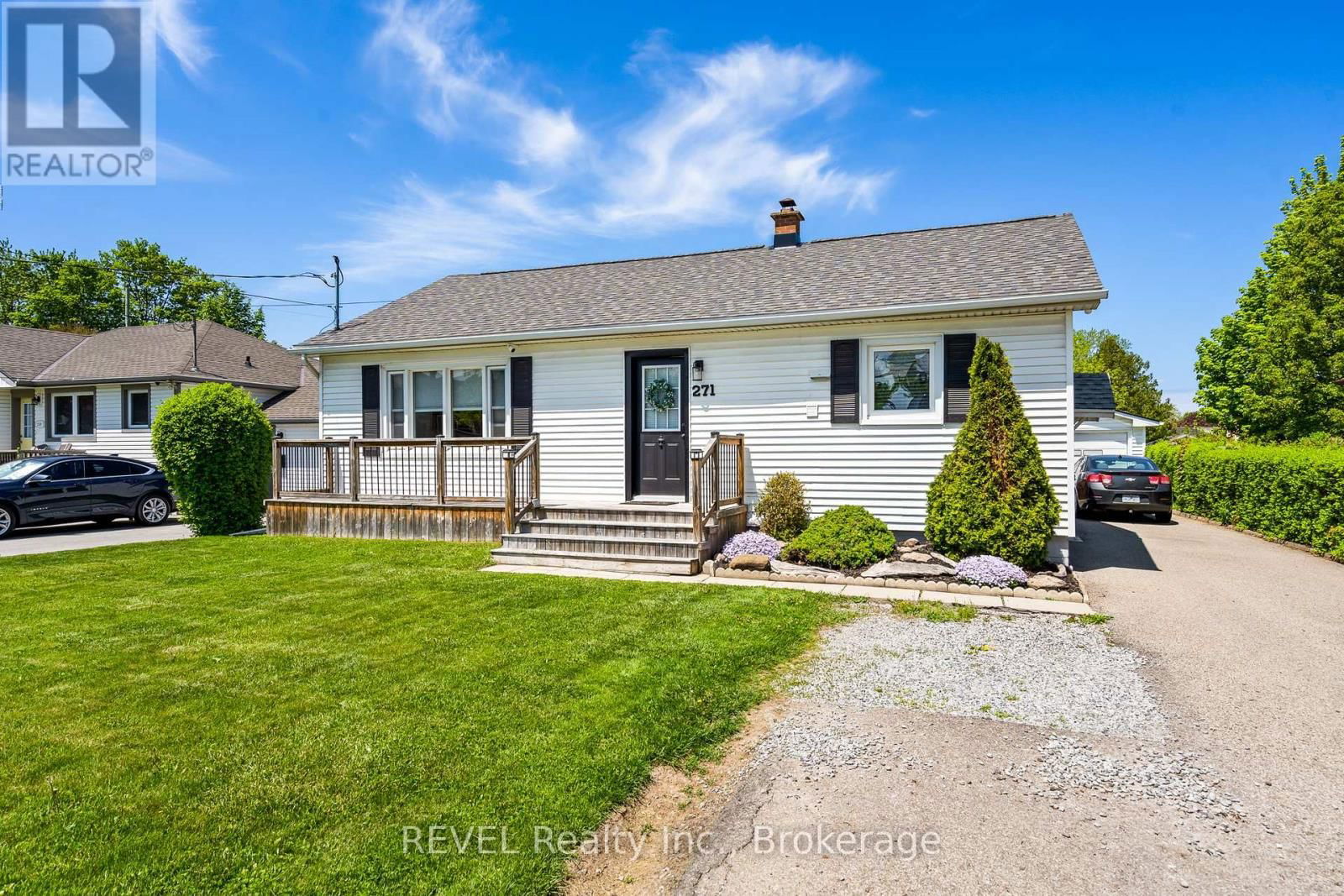 271 LINWELL ROAD Image 1