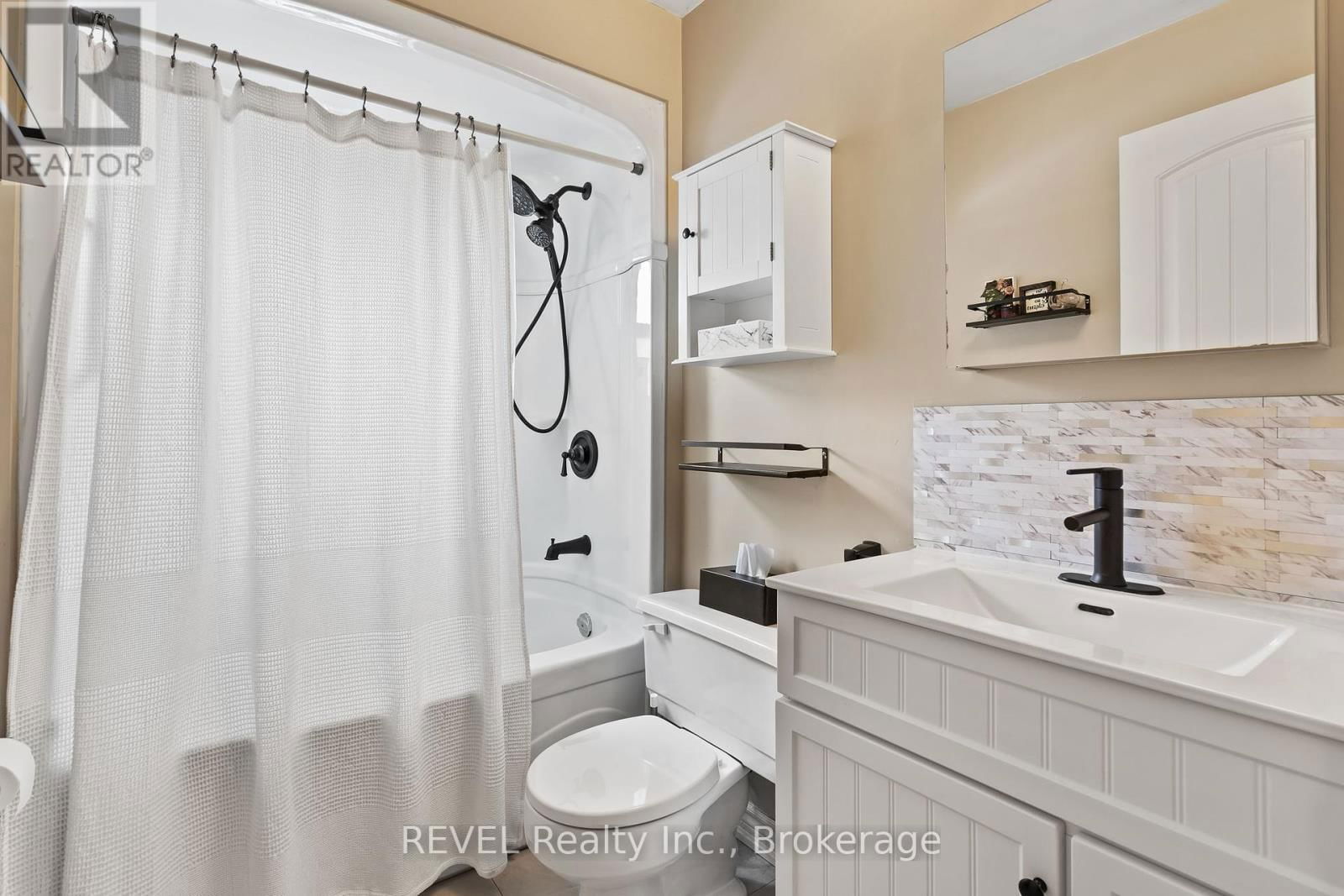 271 LINWELL ROAD Image 10