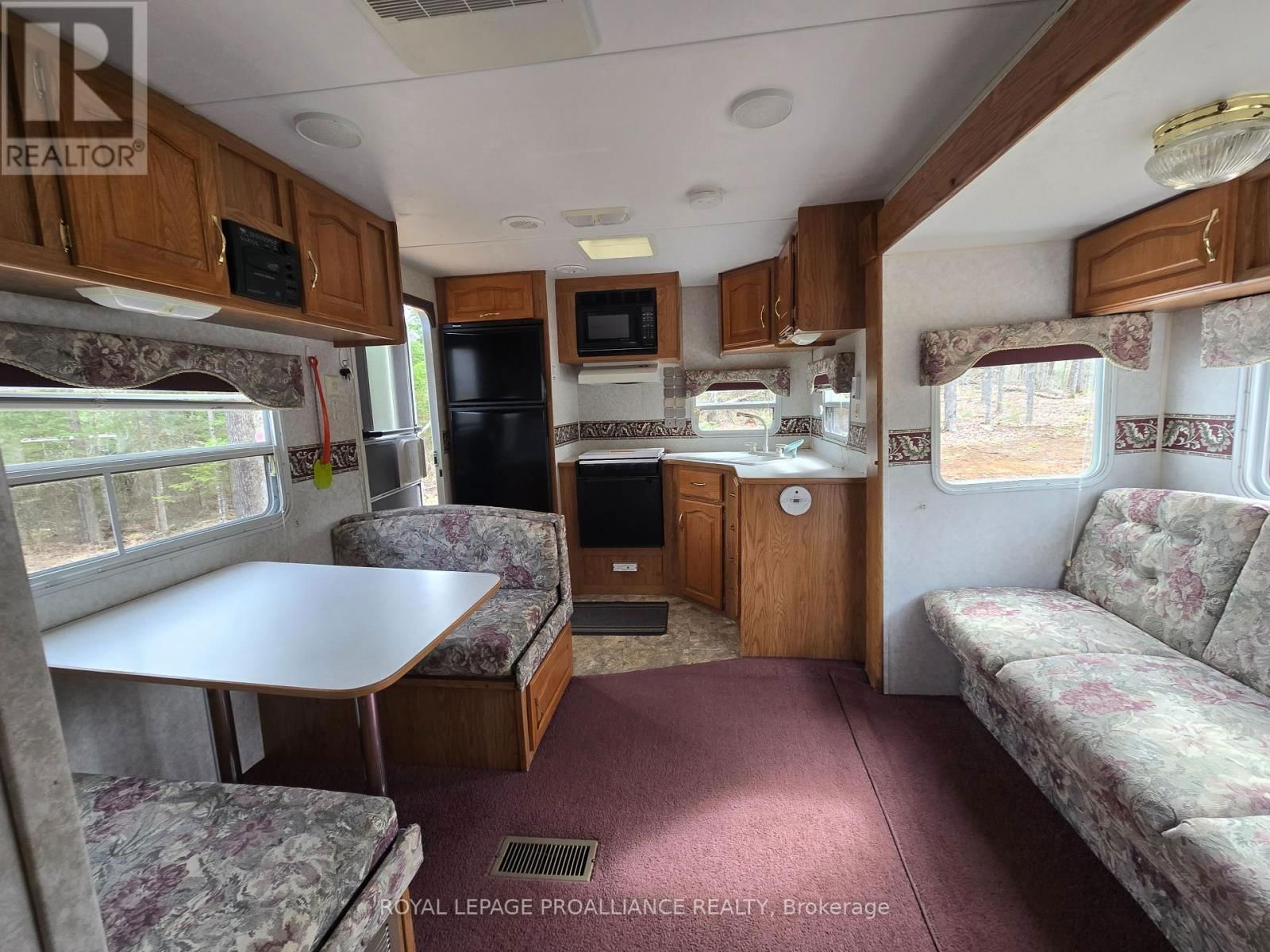 2060 SMITH ROAD Image 7