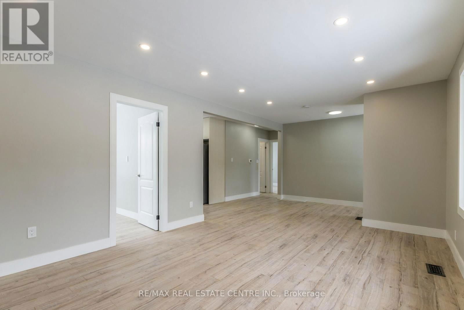 266 FIFTH AVENUE Image 16