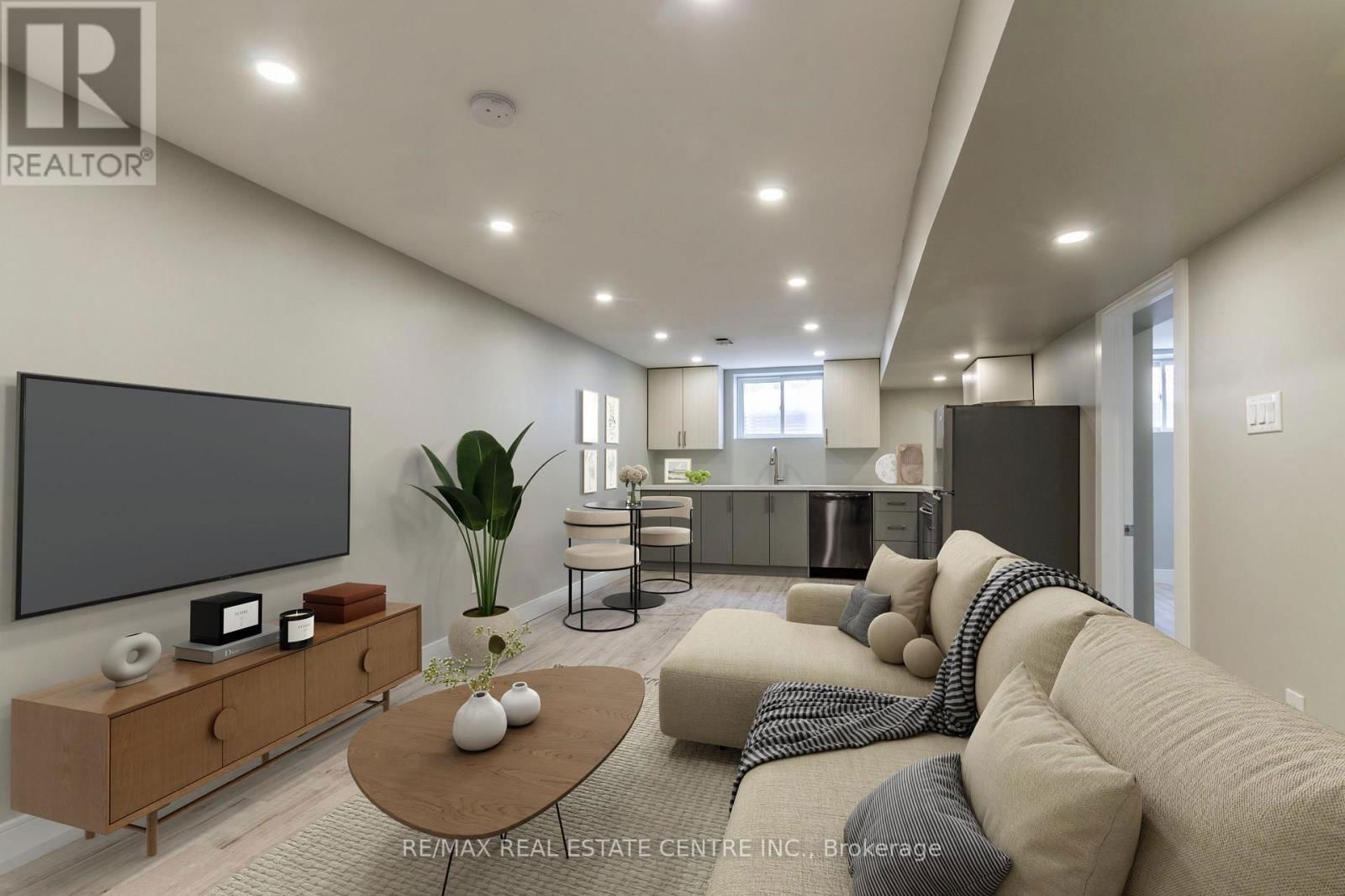 266 FIFTH AVENUE Image 4