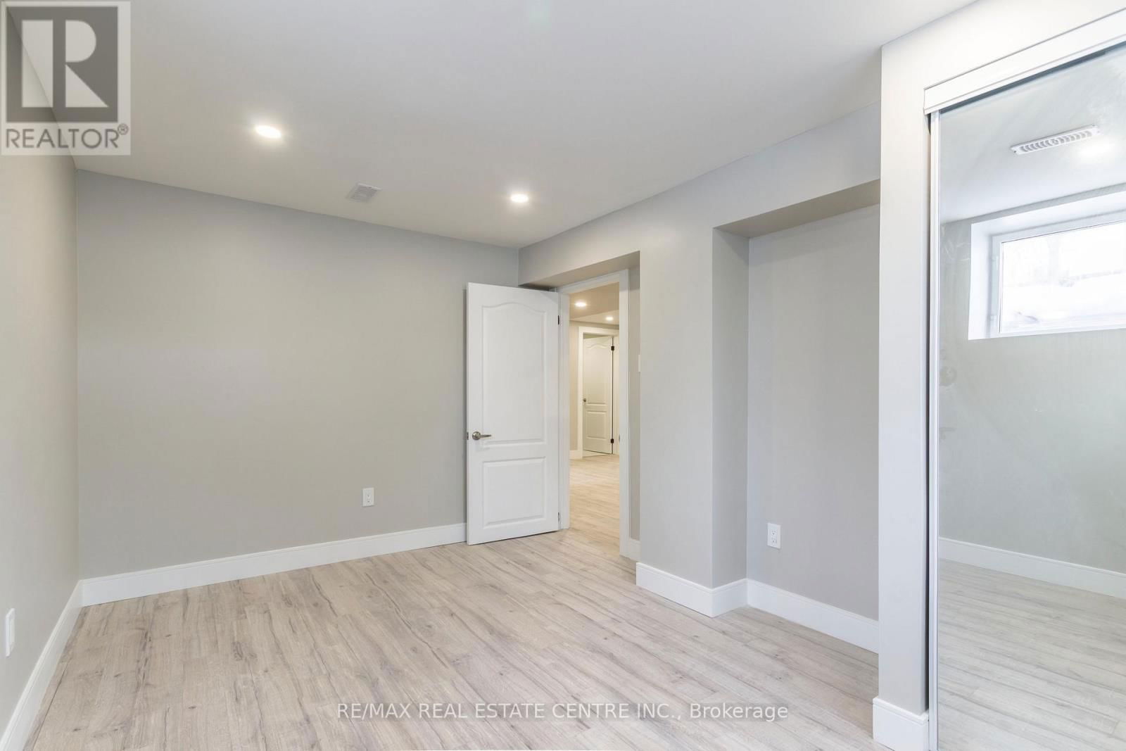 266 FIFTH AVENUE Image 8