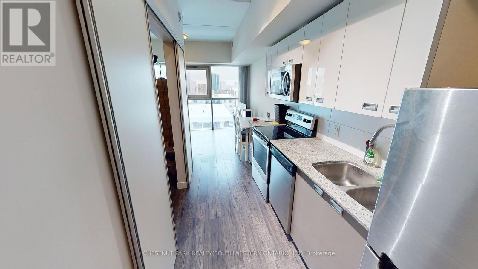 609 - 257 HEMLOCK STREET Image 10