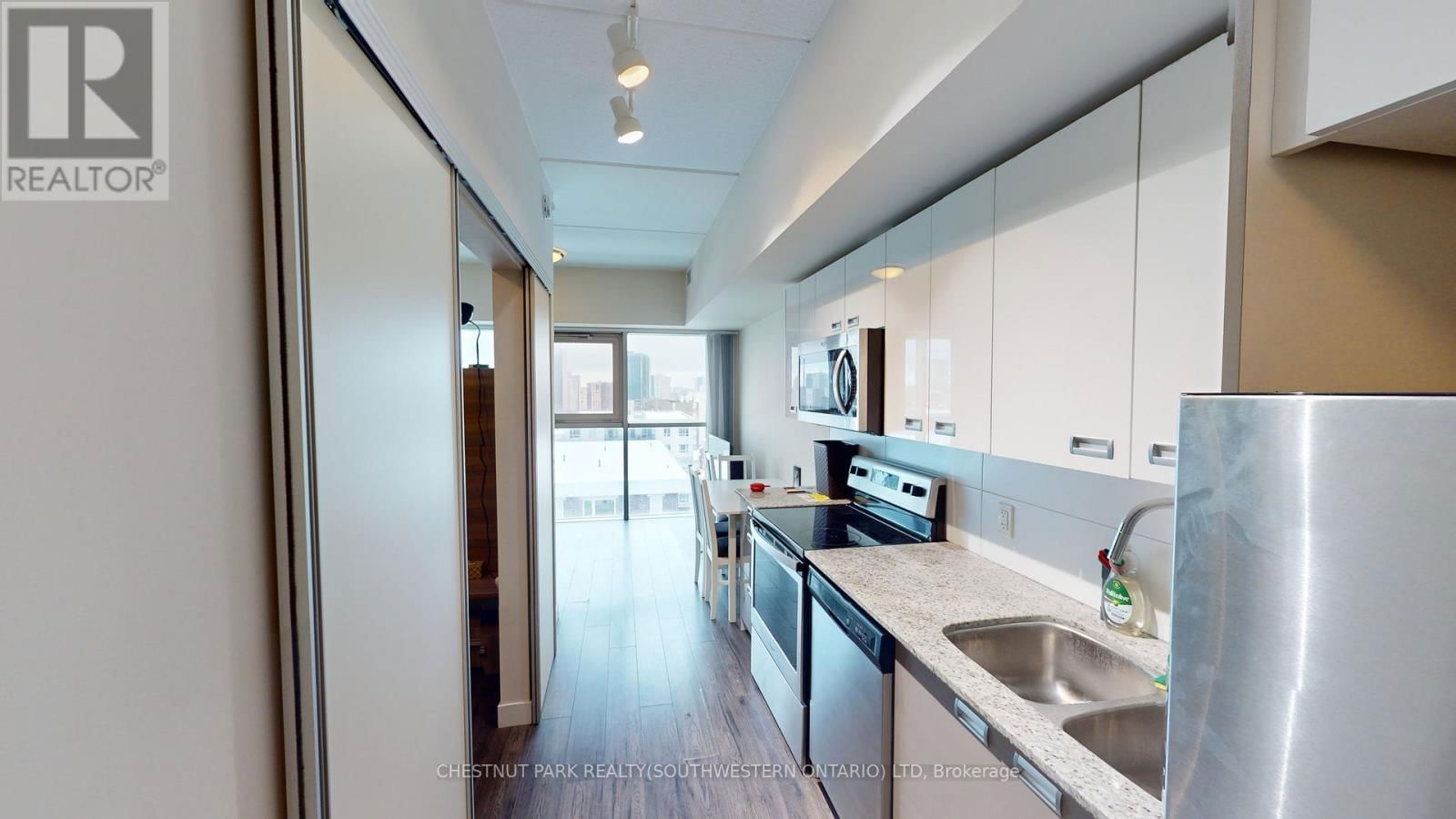 609 - 257 HEMLOCK STREET Image 14