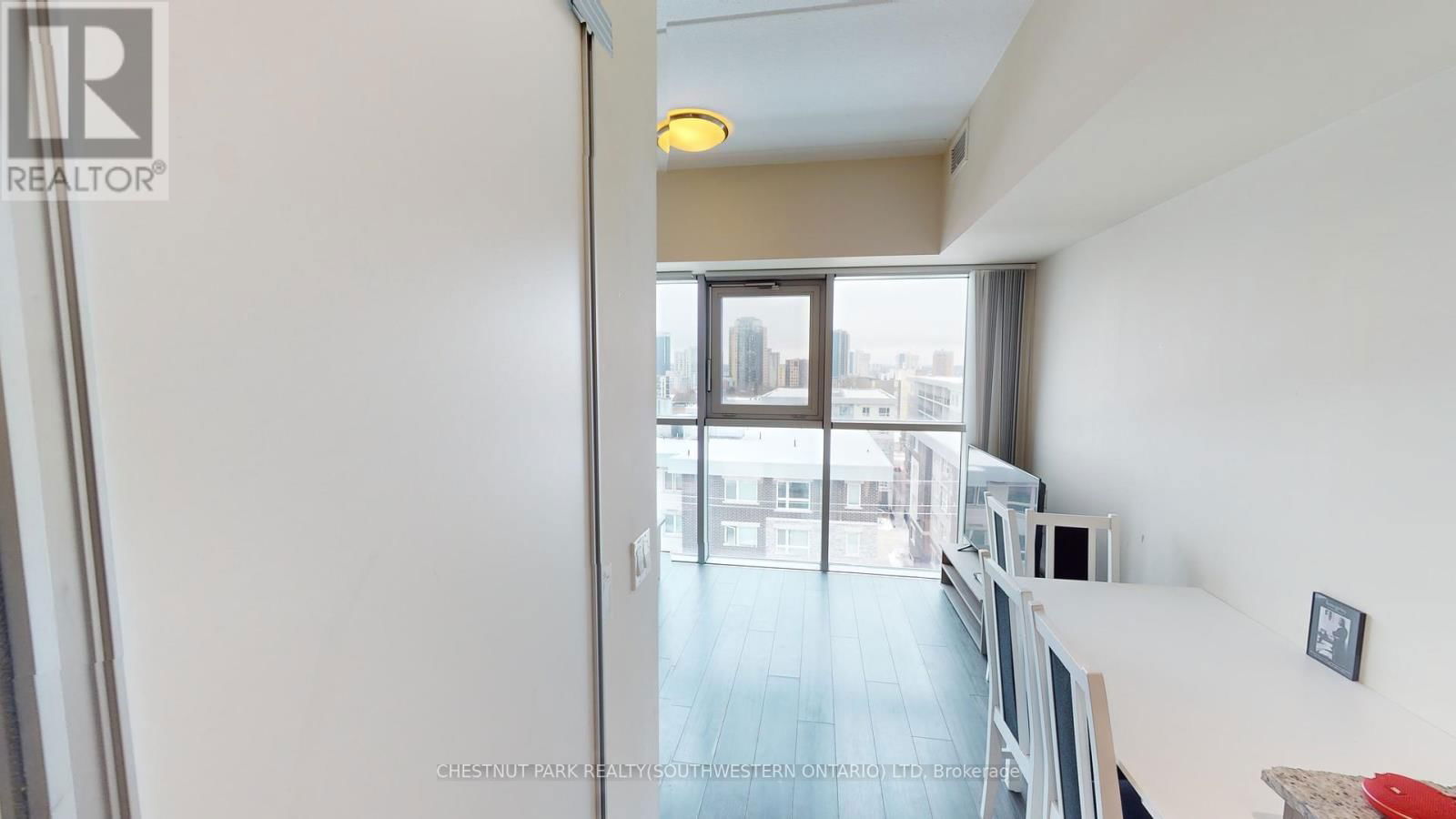 609 - 257 HEMLOCK STREET Image 16