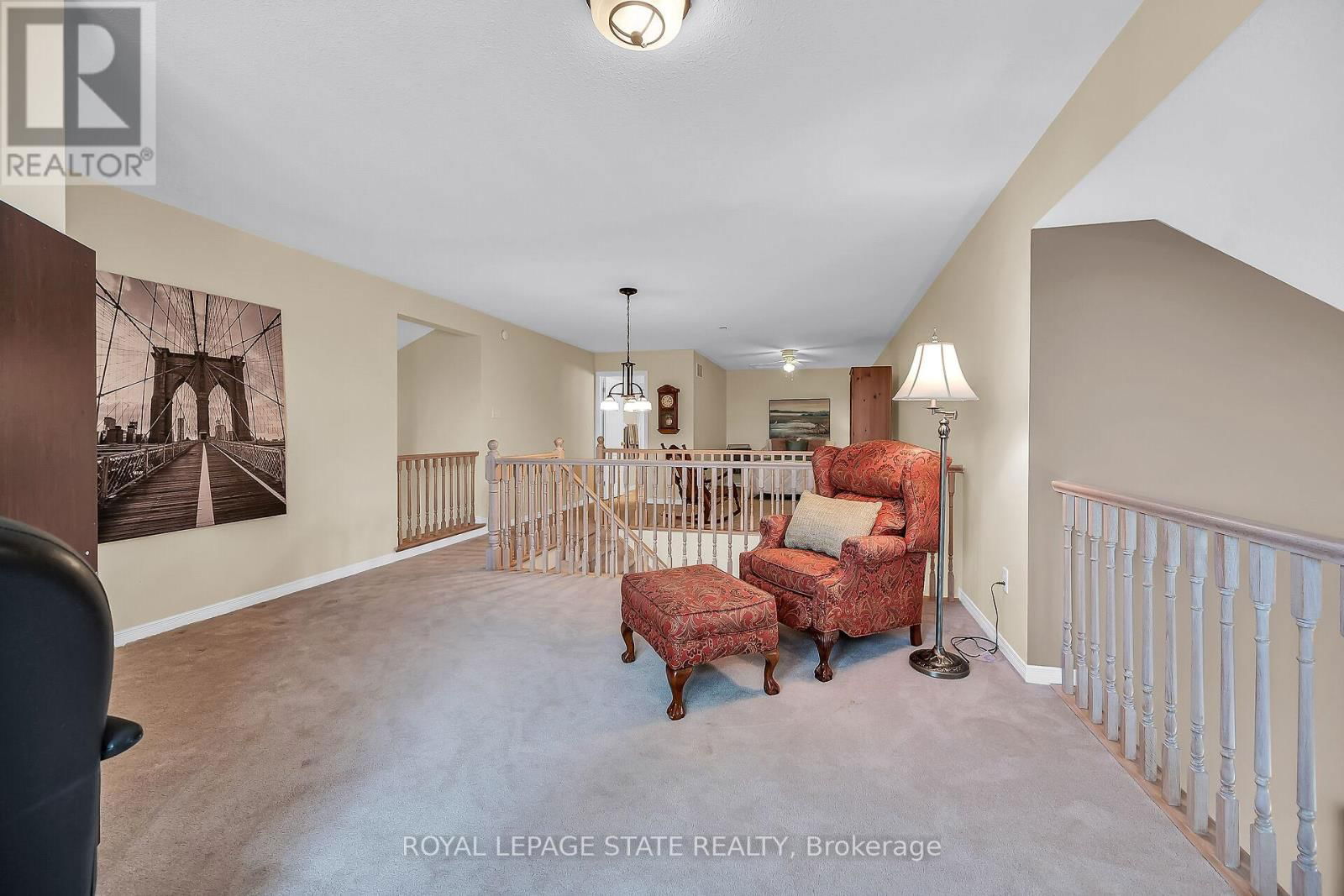 10 - 212 STONEHENGE DRIVE Image 35