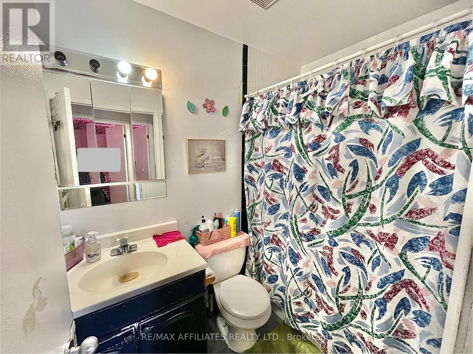 77B GLEN PARK DRIVE Image 14