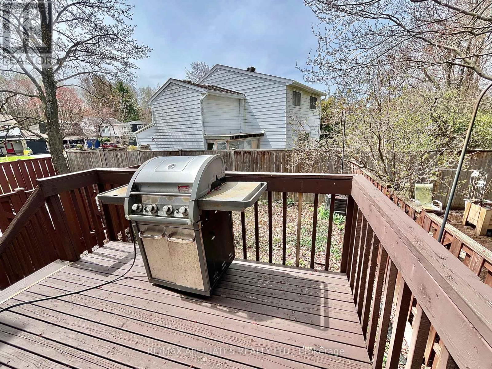 77B GLEN PARK DRIVE Image 22