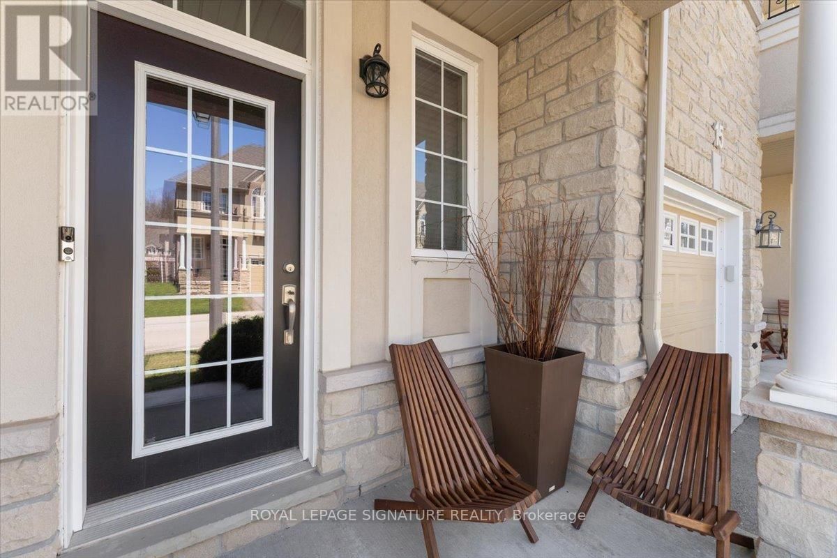 9 FOREST VALLEY CRESCENT Image 2