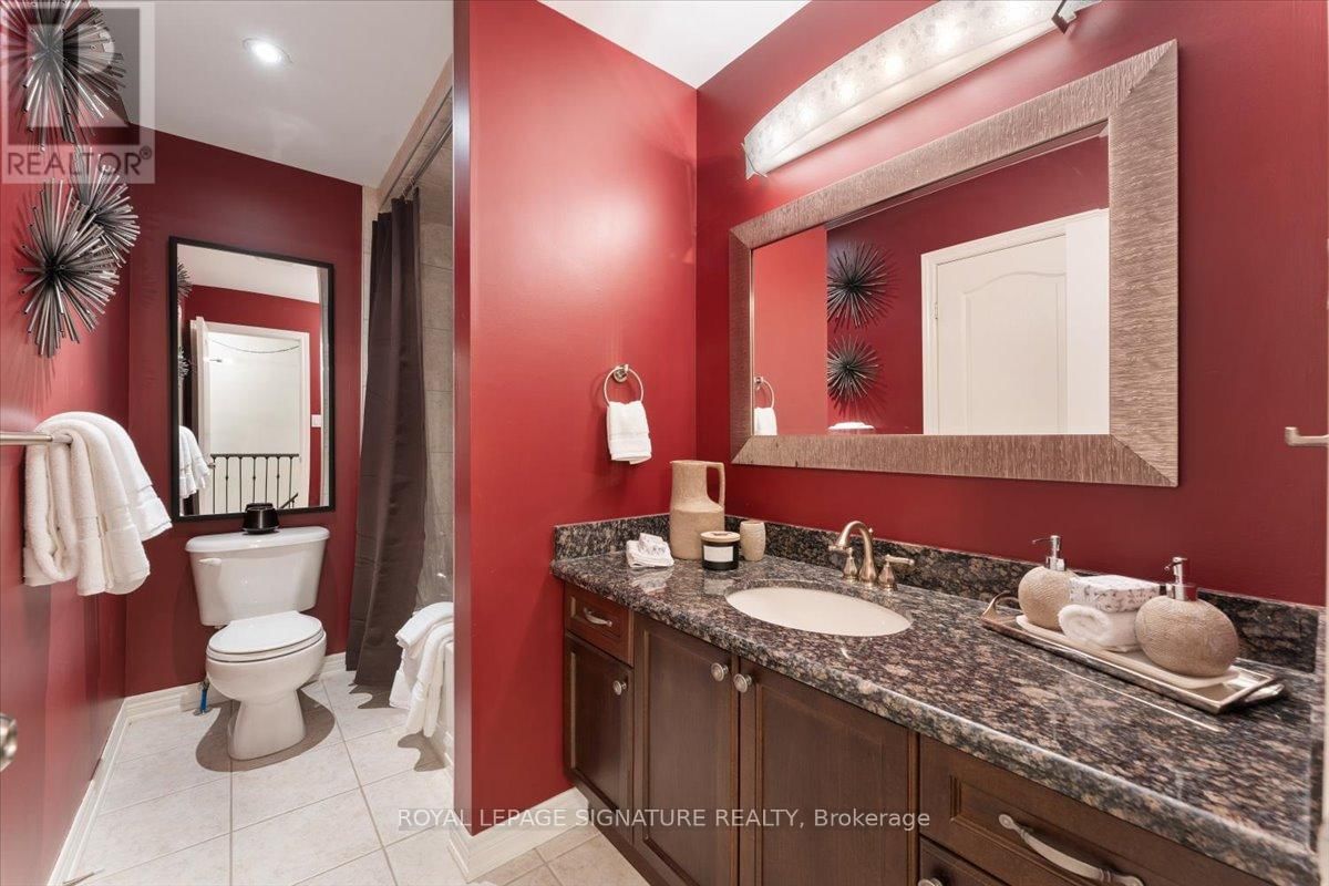 9 FOREST VALLEY CRESCENT Image 23