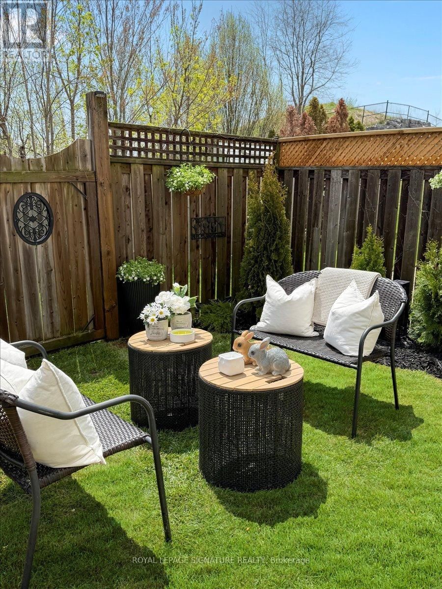 9 FOREST VALLEY CRESCENT Image 30