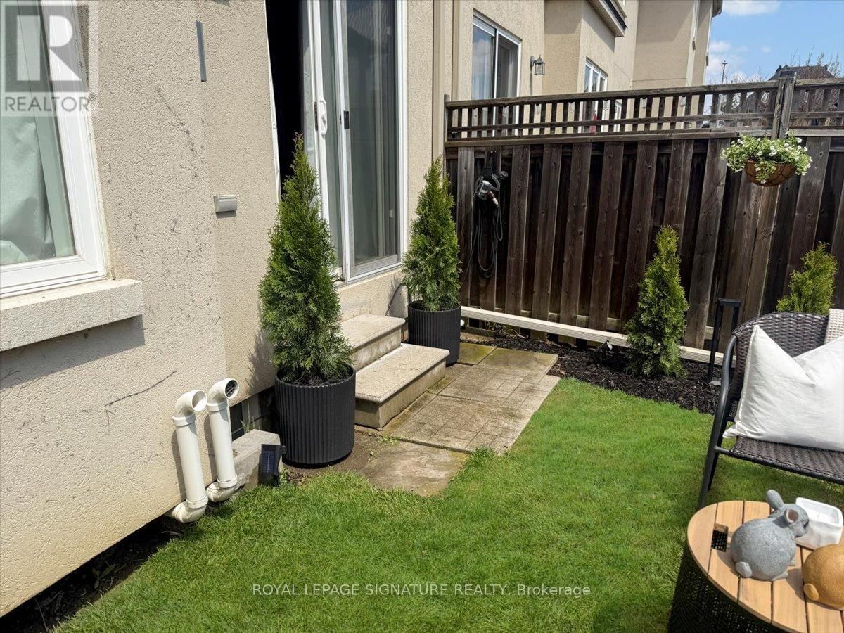 9 FOREST VALLEY CRESCENT Image 36