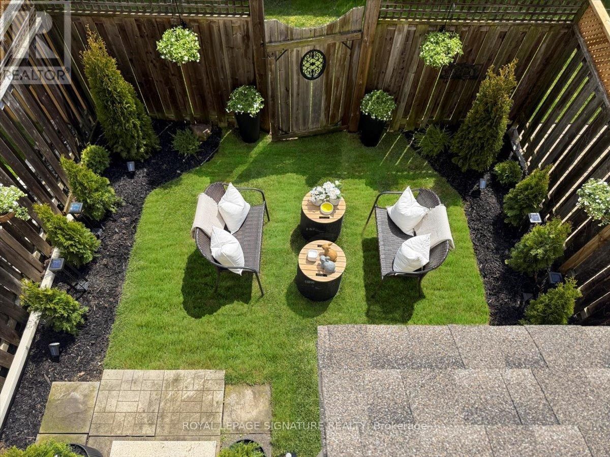 9 FOREST VALLEY CRESCENT Image 37
