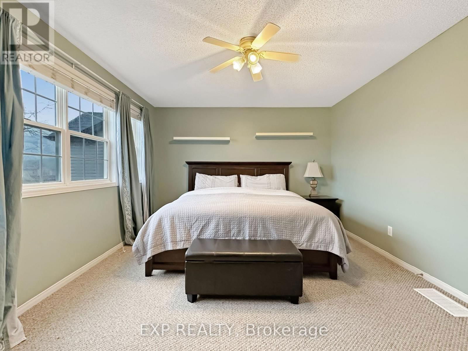880 MARIGOLD STREET Image 11