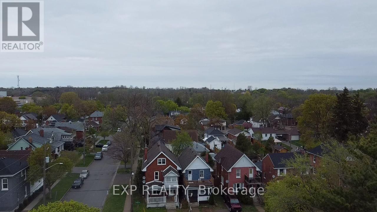 226 SHERIDAN STREET Image 21