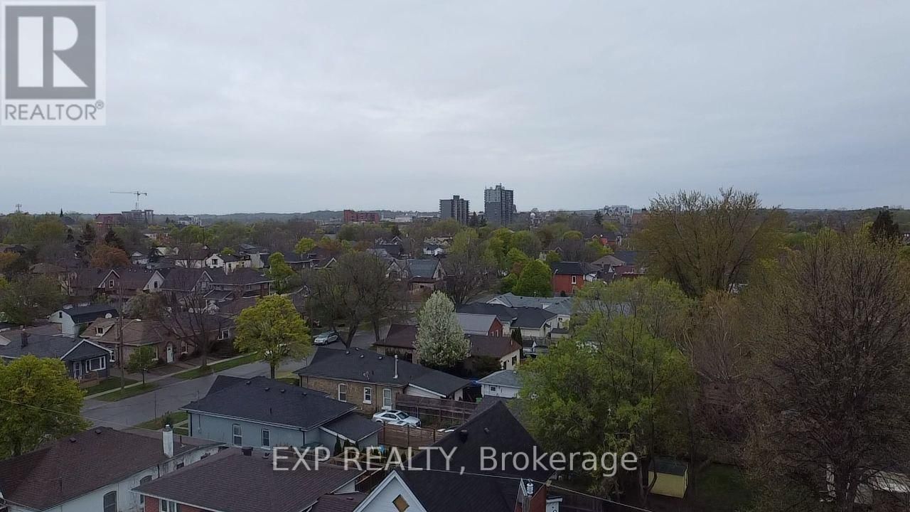 226 SHERIDAN STREET Image 23