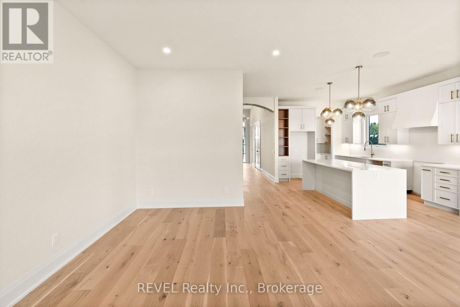 15 OAKLEY DRIVE Image 17