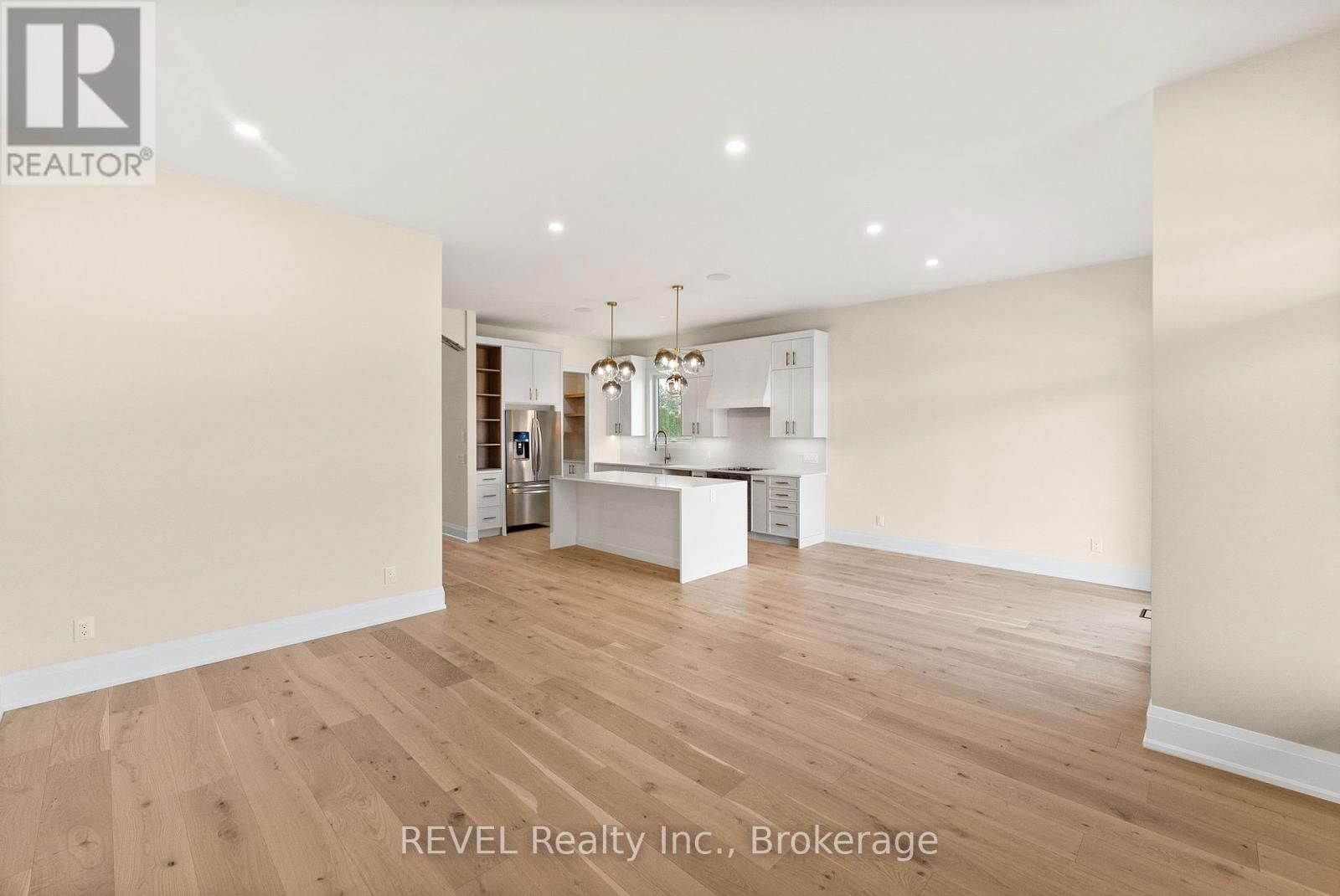 15 OAKLEY DRIVE Image 22