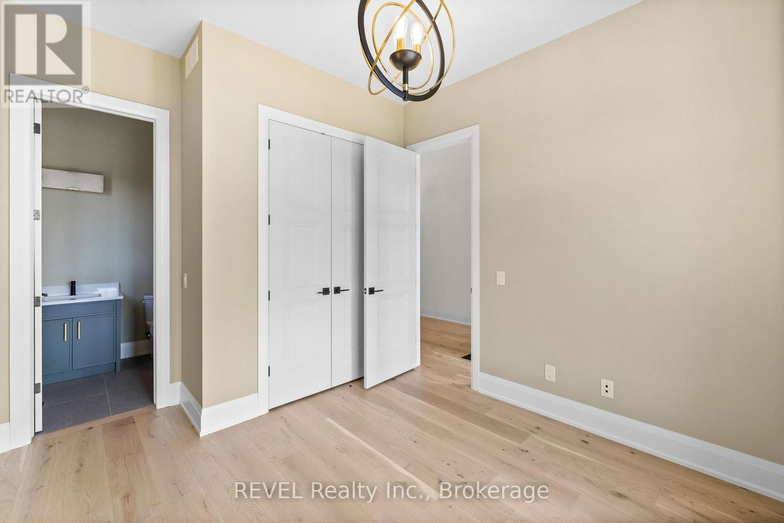 15 OAKLEY DRIVE Image 29