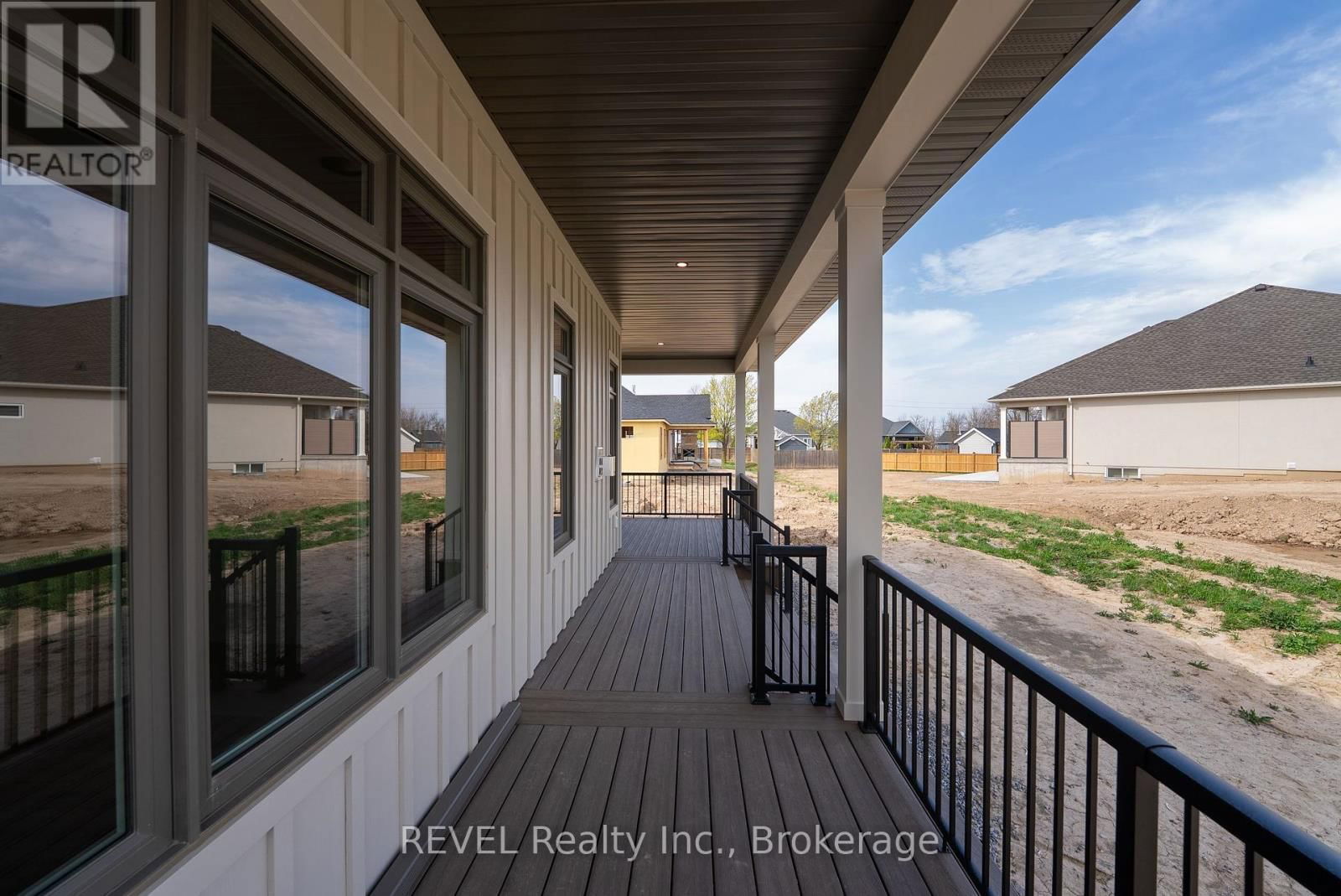 15 OAKLEY DRIVE Image 43