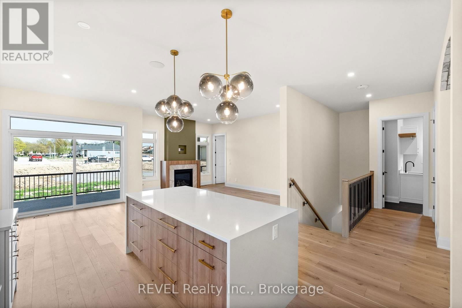 15 OAKLEY DRIVE Image 8