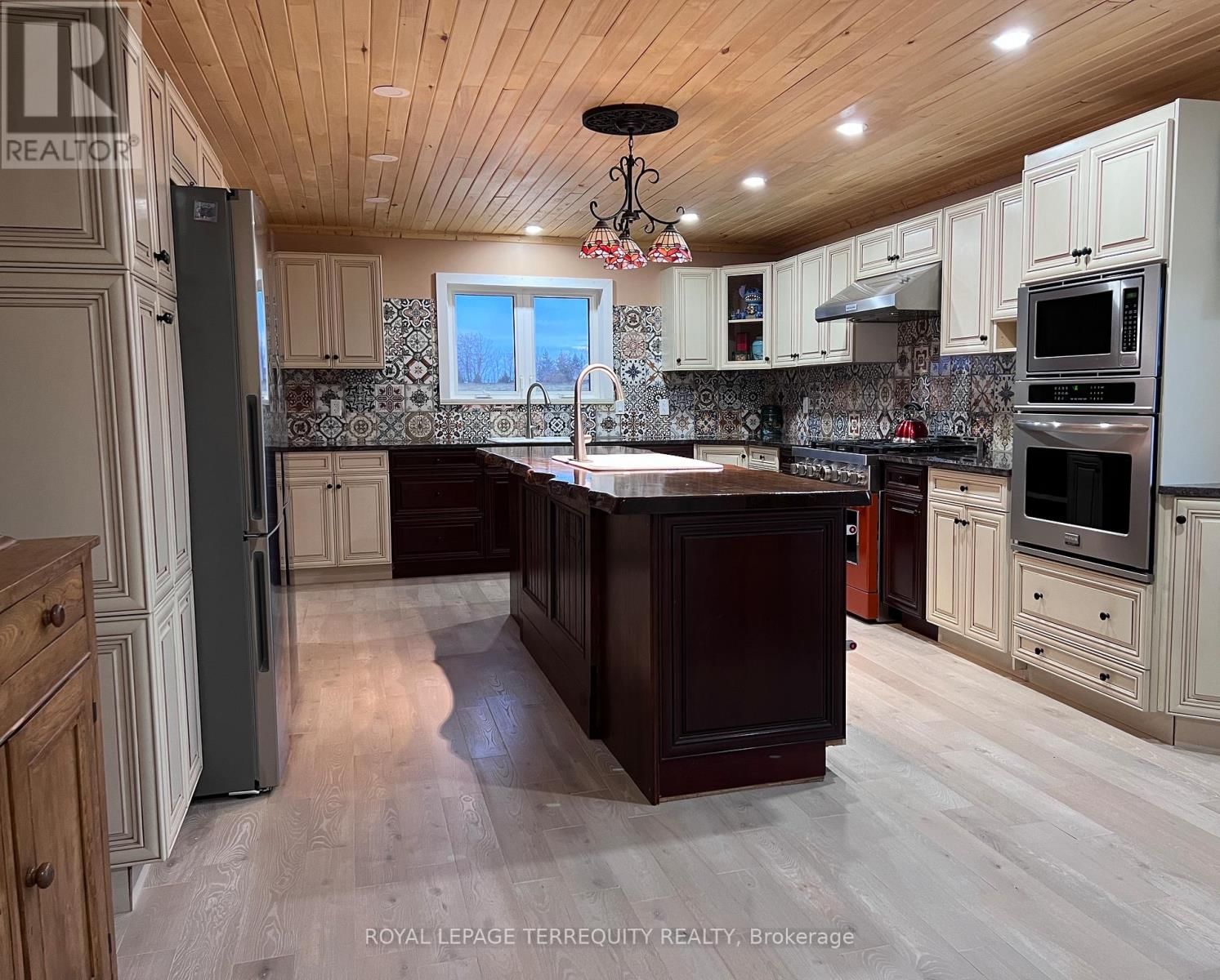 189 EAST HUNGERFORD ROAD Image 9