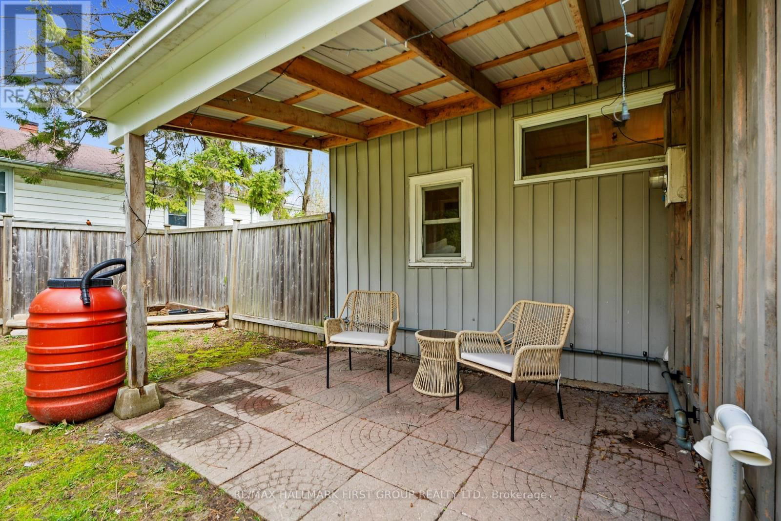 5 BURNHAM AVENUE Image 18