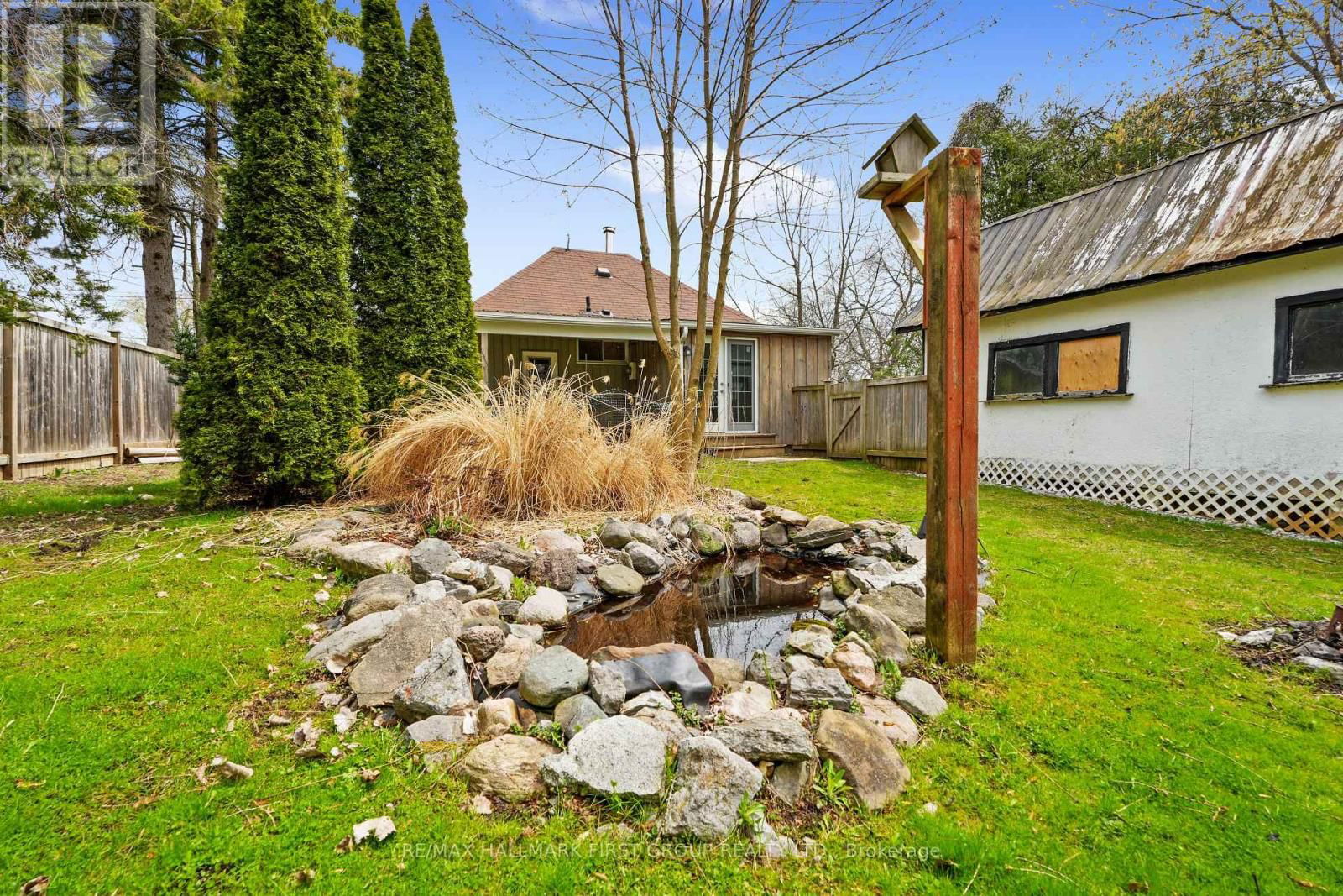 5 BURNHAM AVENUE Image 21