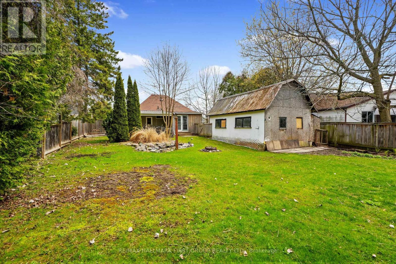 5 BURNHAM AVENUE Image 24
