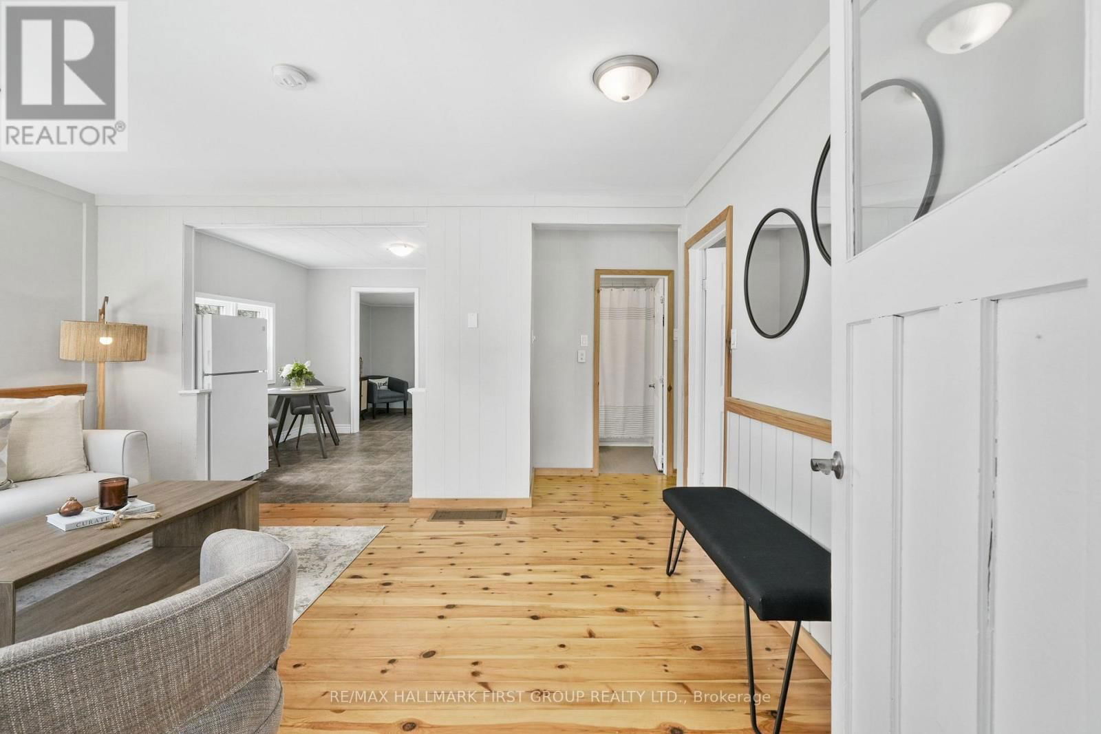 5 BURNHAM AVENUE Image 4
