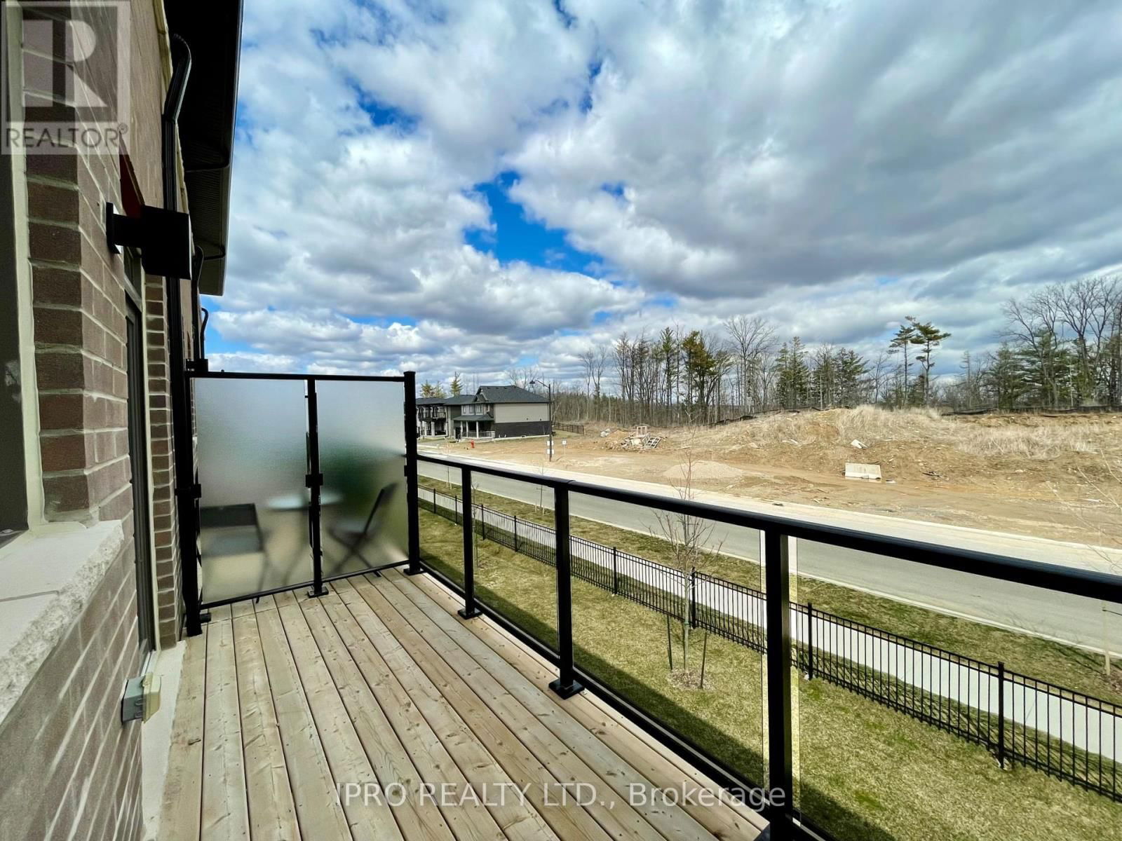 73 - 120 COURT DRIVE Image 10