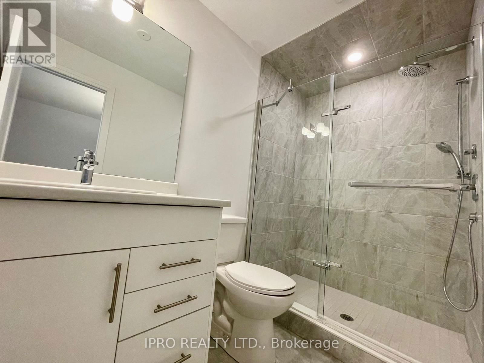 73 - 120 COURT DRIVE Image 21