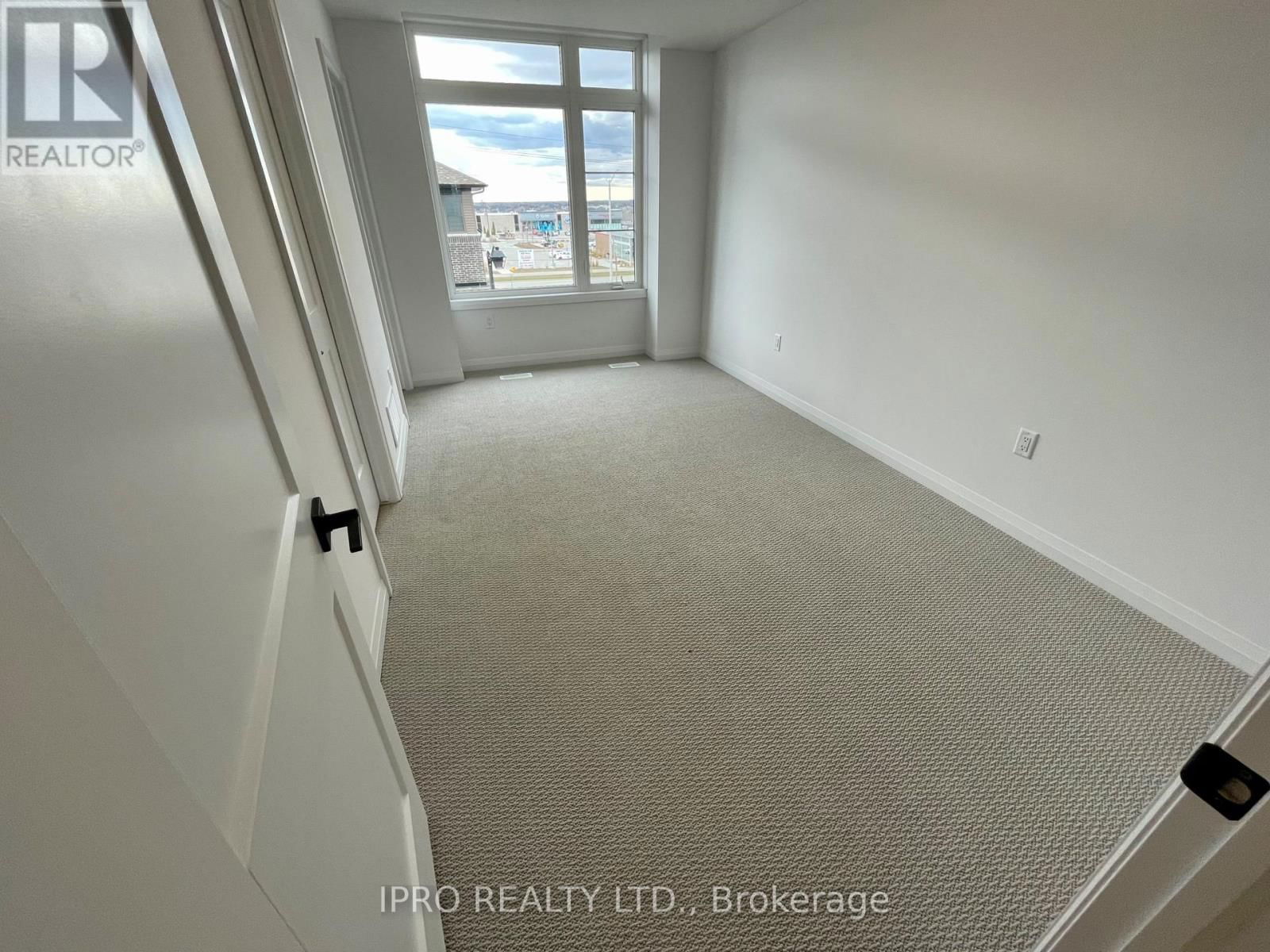 73 - 120 COURT DRIVE Image 23