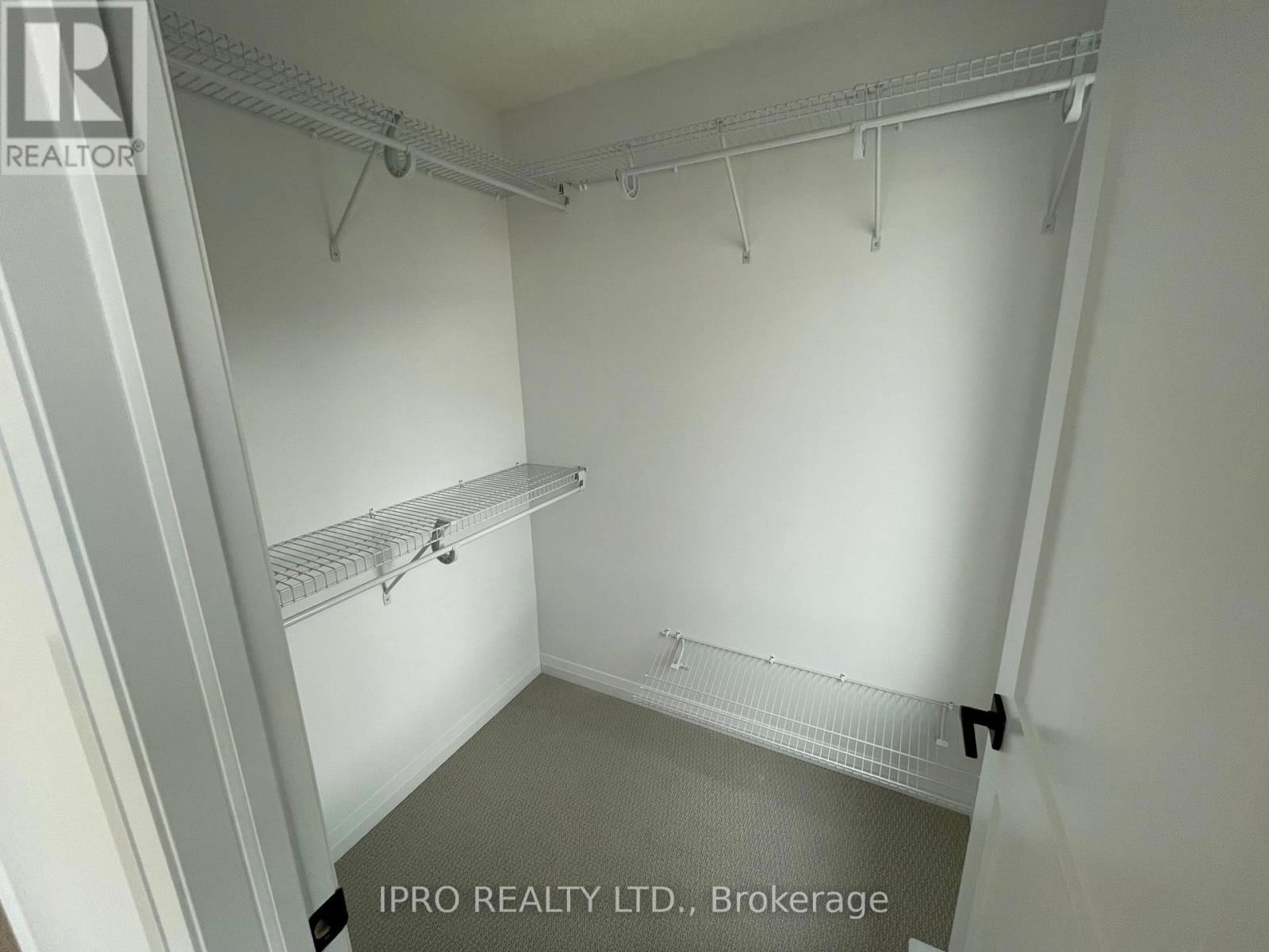 73 - 120 COURT DRIVE Image 25