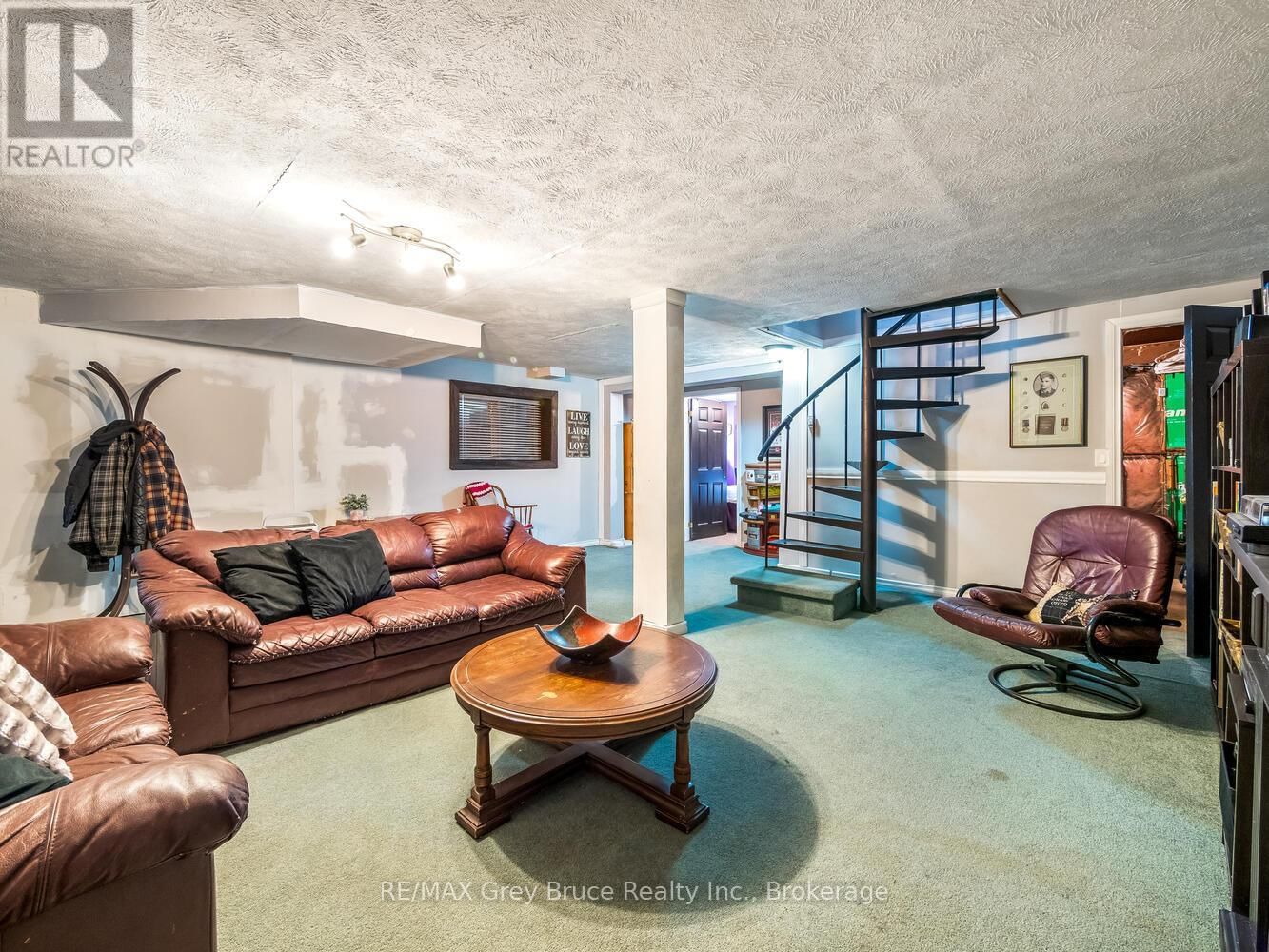 106 ELDER LANE Image 24