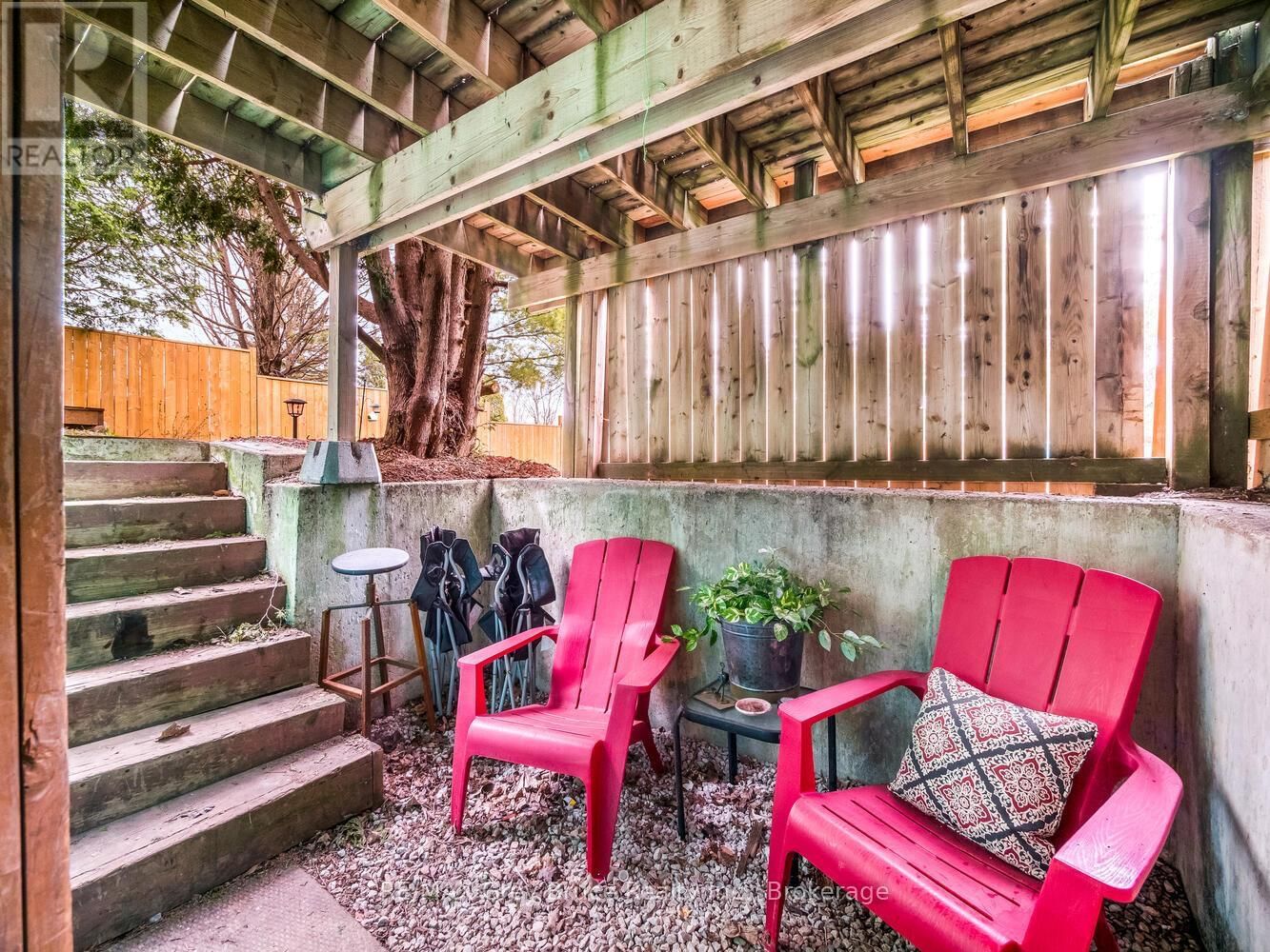 106 ELDER LANE Image 30
