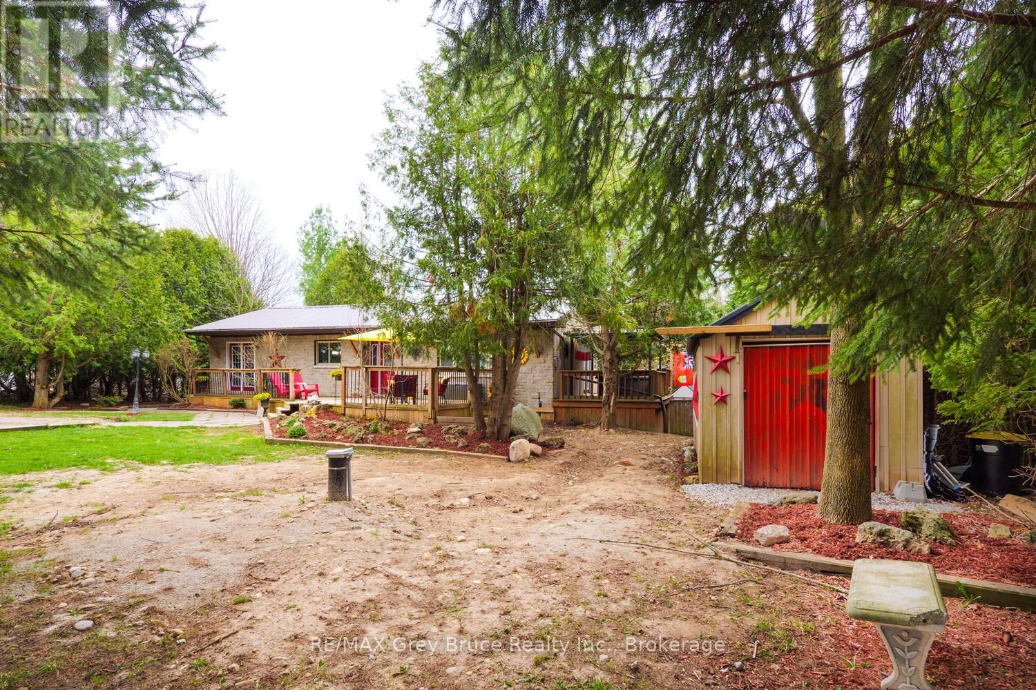 106 ELDER LANE Image 40