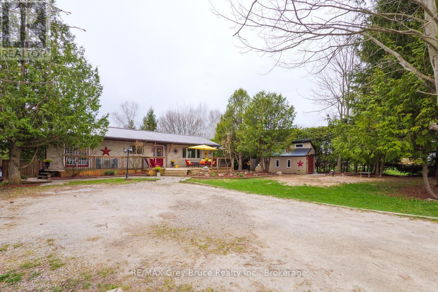 106 ELDER LANE Image 44