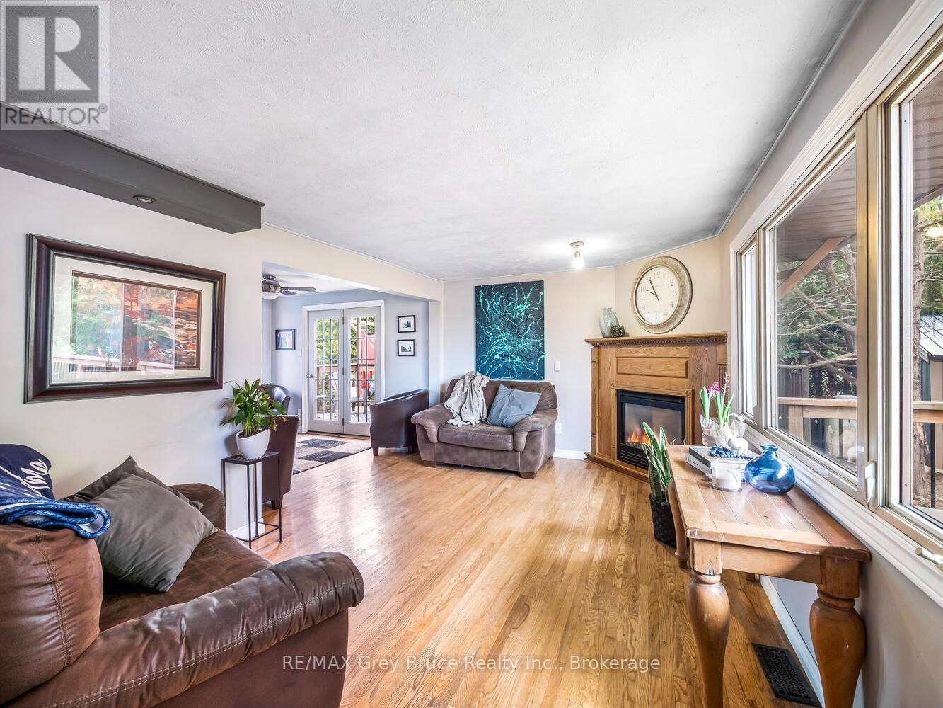 106 ELDER LANE Image 7